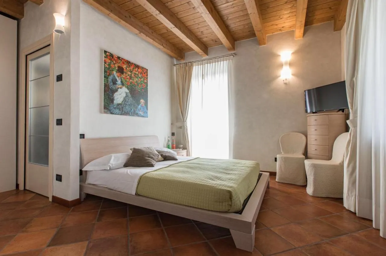 Fontanile Relais - Valcalepio Lounge Hotel Gandosso Italy