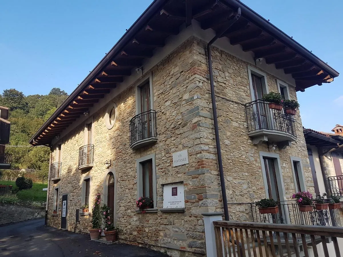 ***  Fontanile Relais - Valcalepio Lounge Hotel Gandosso Italy